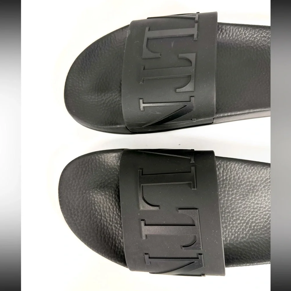 Valentino Garavani VLTN Logo All Black Rubber Slide Sandal